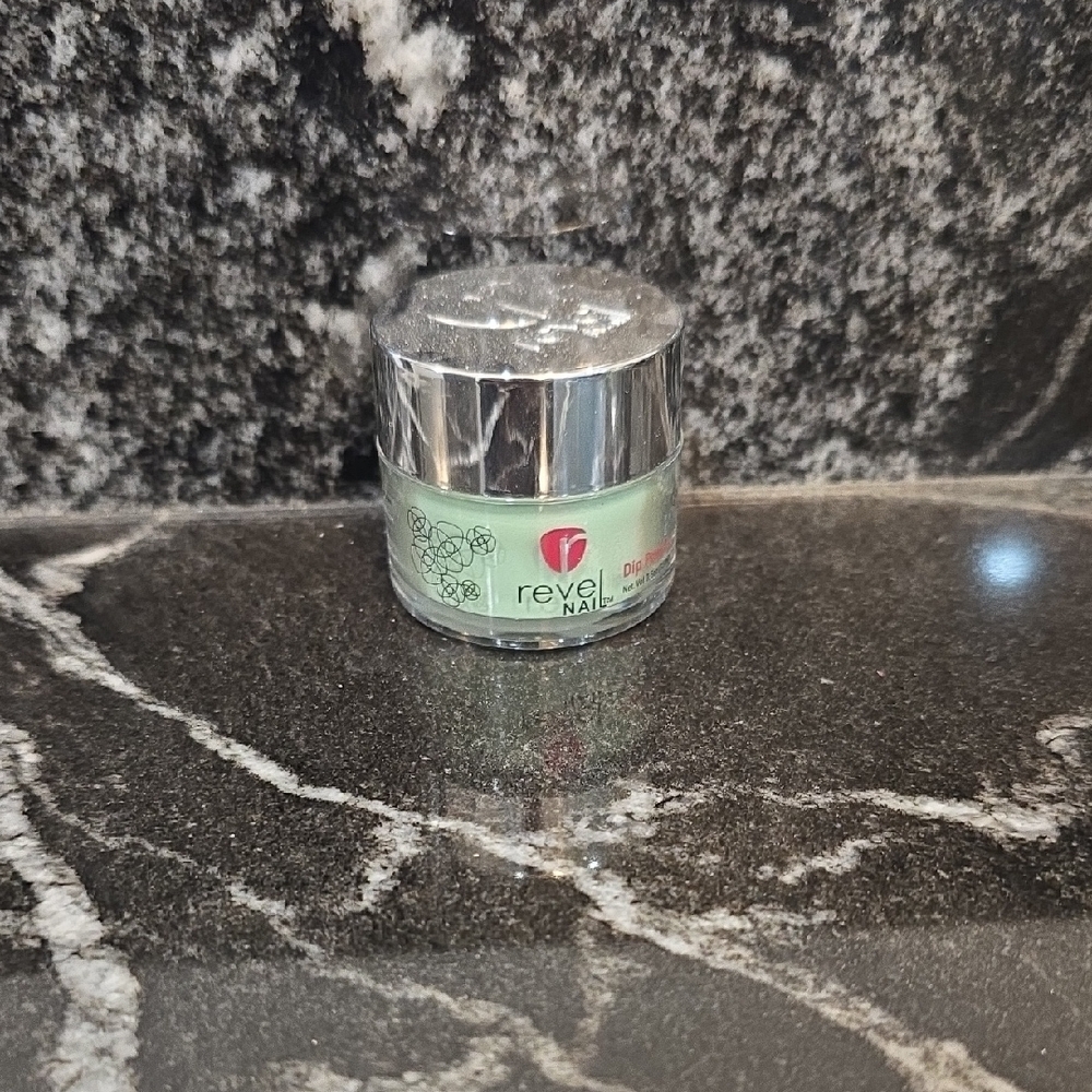 Advent Calendar 2024-12 Revel Nail Dip Powder